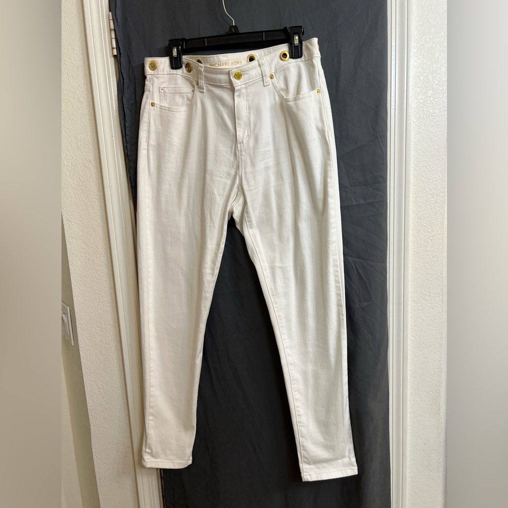 Excellent condition Michael Kors White stretch jeans Denim with Gold Details 12